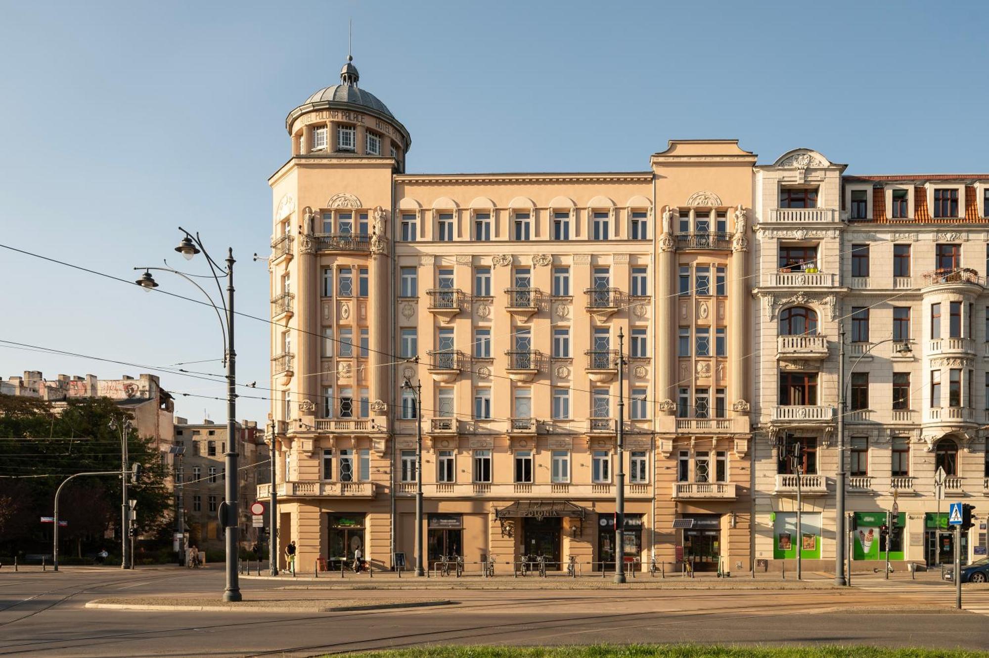 Historic Studio - Top Location, Tram & Shops Nearby, Fabryczna - By Rentujemy Apartment Lodz  Exterior photo
